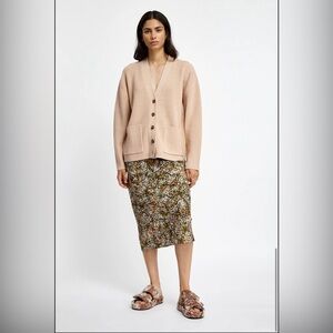 GUC 6397- Kurt Cardi in Pink. Size S